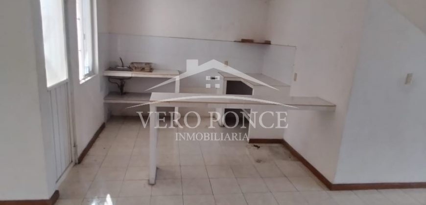 (Rentada) Fraccionamiento Las Palmas / Casa en Renta (2310-759)