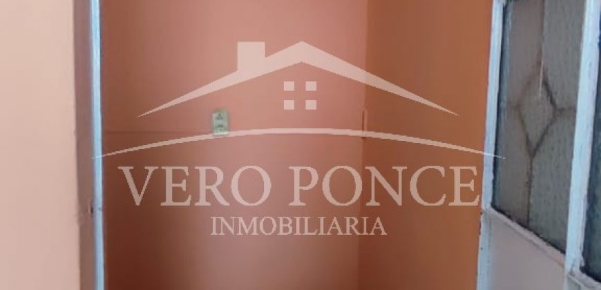 (Rentada) Colonia Centro / Casa en Renta (2301-786)