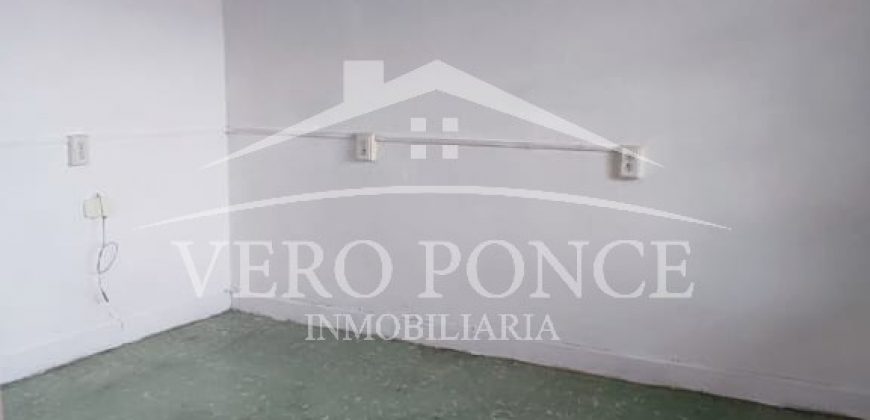 (Rentada) Colonia Centro / Casa en Renta (2301-786)