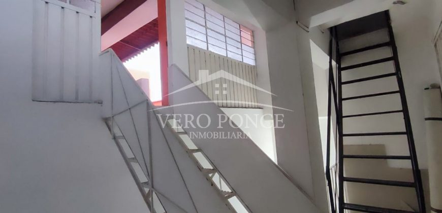 (Rentada) Colonia Centro / Casa en Renta (2301-786)