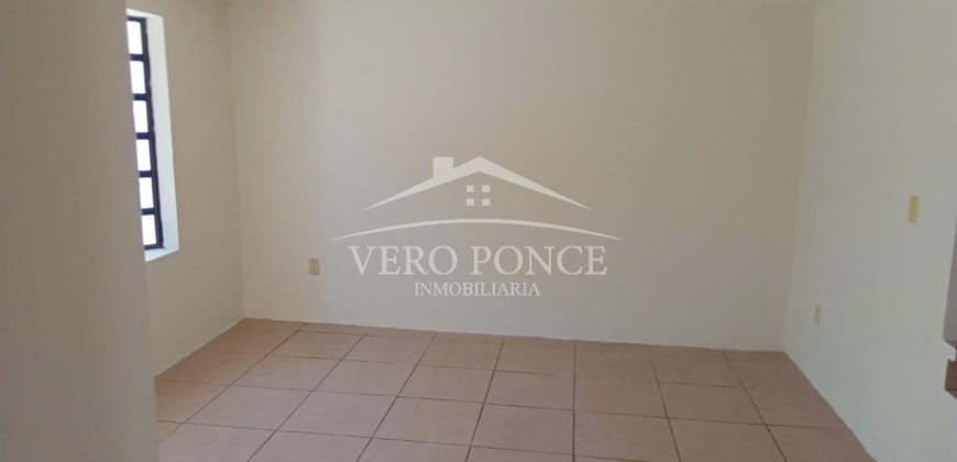 (Rentado) Colonia Toxpan / Casa – Local en Renta (2301-795)