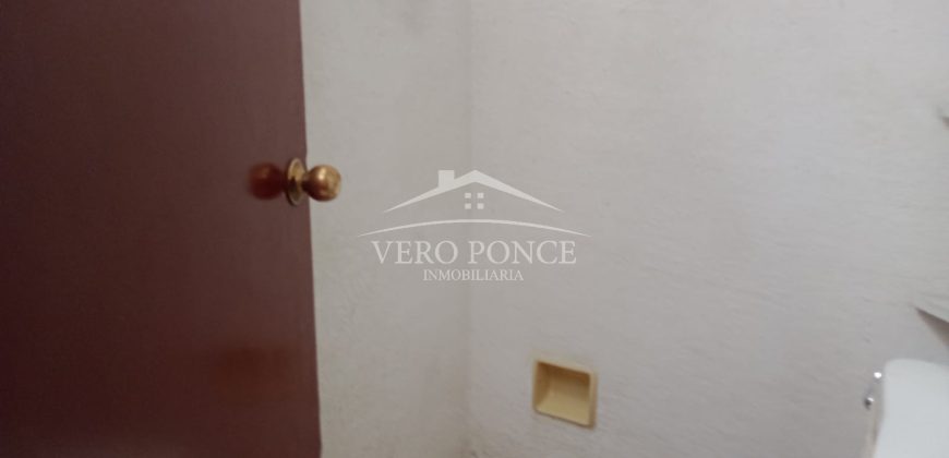 (Rentada) Los Lirios / Casa en Renta (2301-803)