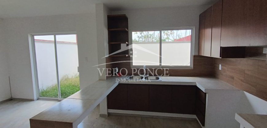 Fraccionamiento Ave de Paraíso / Casa en Venta (2301-833)