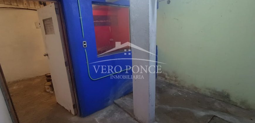 (Rentada) La Posta / Bodega en Renta (2319-839)