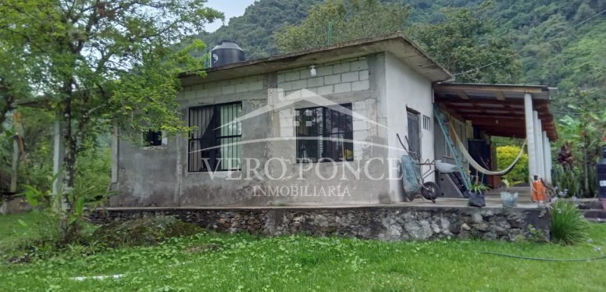 Acayotla / Casa y Terreno en Venta (2301-843)