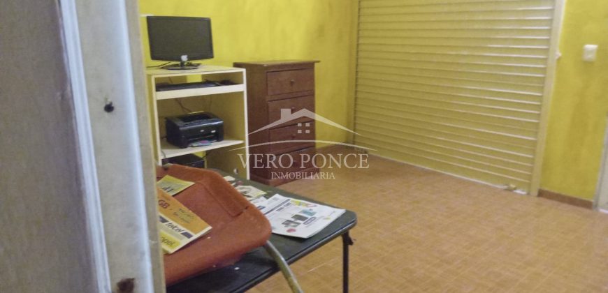 (Rentada) Avenida 10 Calle 15 / Casa en Renta (2301-845)
