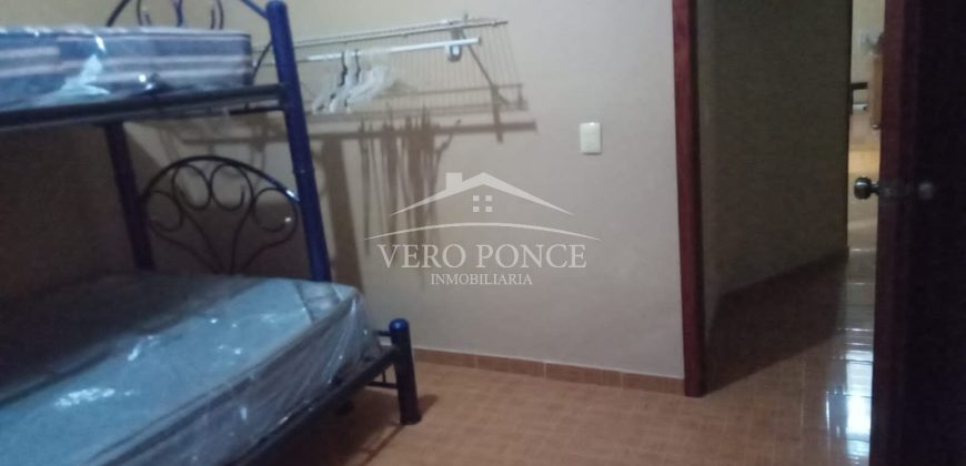 (Rentada) Avenida 10 Calle 15 / Casa en Renta (2301-845)