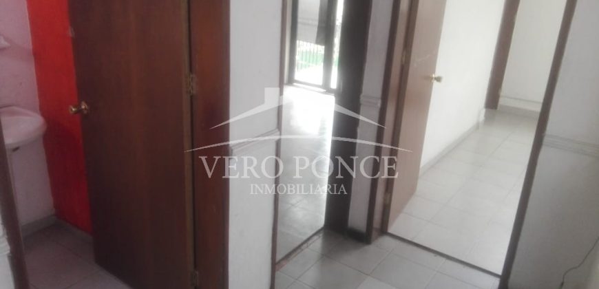 (Rentada) Avenida 1 Calle 8 / Oficina en Renta (2301-851)