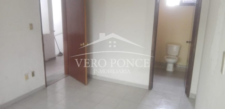 (Rentada) Avenida 1 Calle 8 / Oficina en Renta (2301-851)