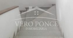 (Rentada) Avenida 1 Calle 8 / Oficina en Renta (2301-851)