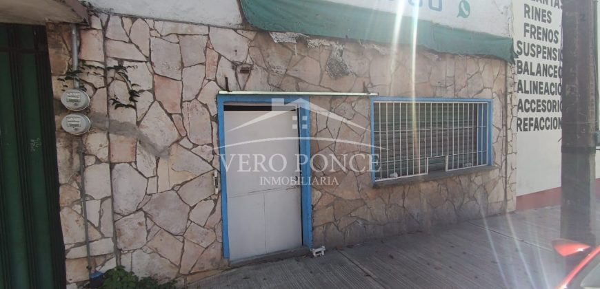(Rentado) Zona Industrial / Local en Renta (2319-856)