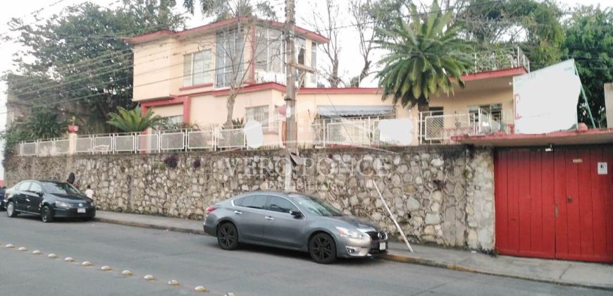 Calle 15 / Casa en Venta (2322-869)