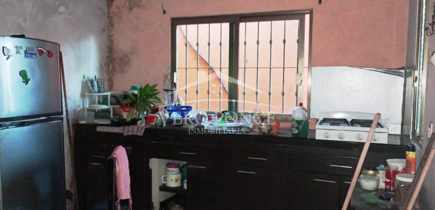 San Cayetano / Casa en Venta (2303-880)