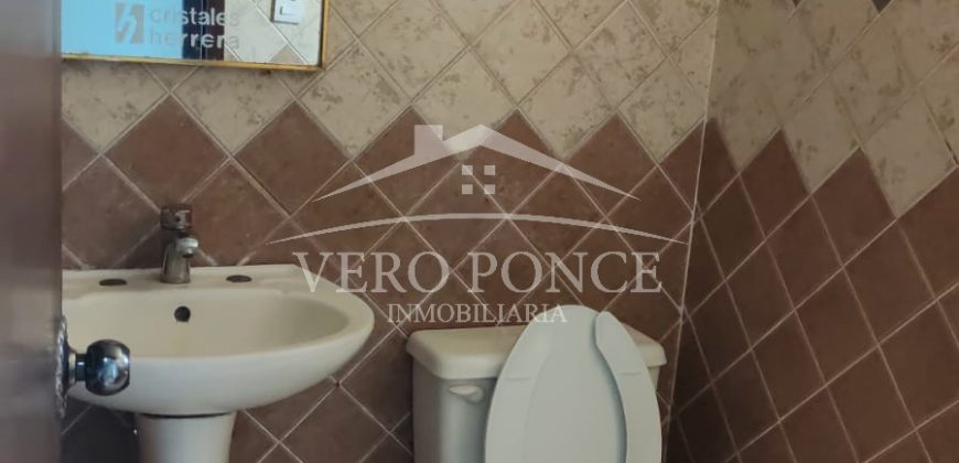 (Rentada) Centro / Casa en Renta (2301-887)