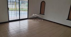 (Rentada) Centro / Casa en Renta (2301-887)