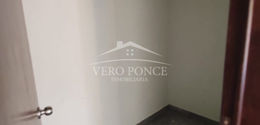 (Rentado) Colonia Caracas / Locales en Renta (2401-890)