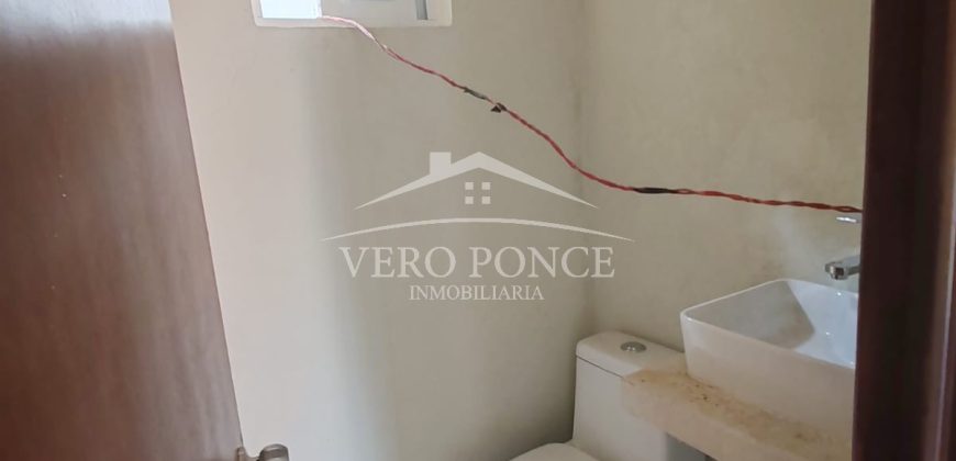(Rentado) Colonia Caracas / Locales en Renta (2401-890)