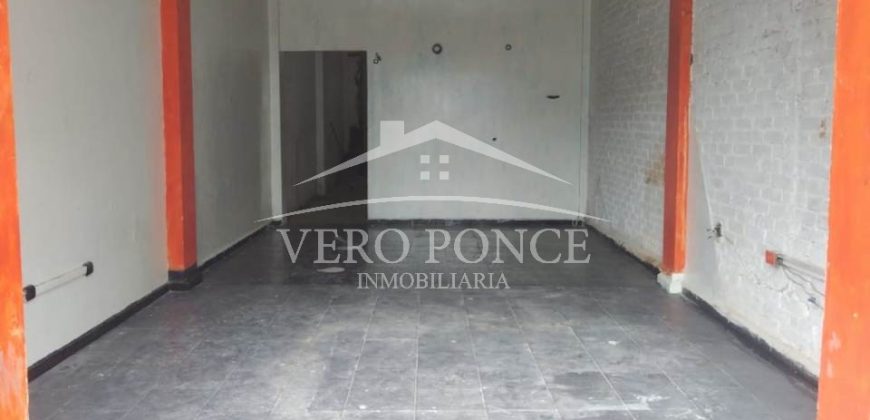 (Rentado) Colonia Centro / 100 m2 / Local en Renta (2410-912)