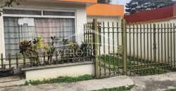 Fraccionamiento Cipres / Casa en Venta (2401-913)