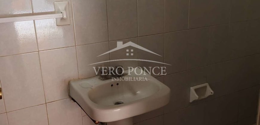 (Rentado) Colonia Centro / Local en Renta (2401-922)