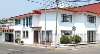 Alameda / Casa en Venta (2403-946) Alameda / Casa en Venta (2403-946)