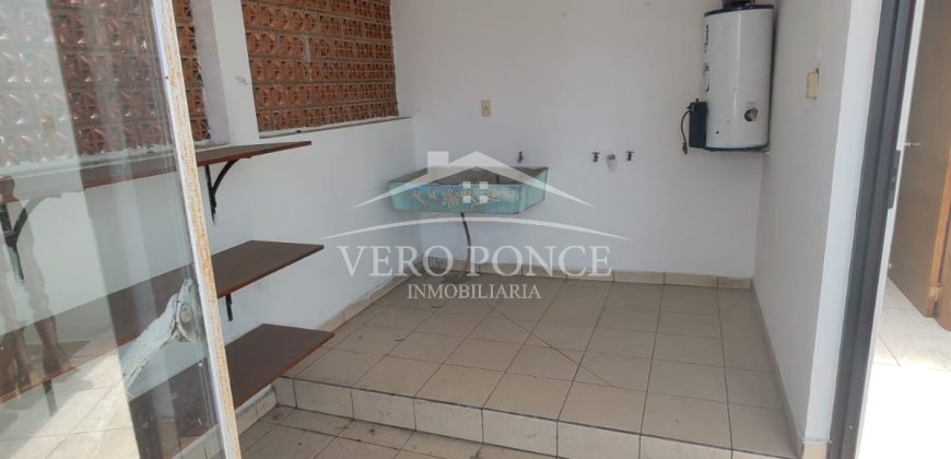 (Rentada) CASA RENTA COL. SAN JOSE AVENIDA 9 CALLE 6  (2401-947)