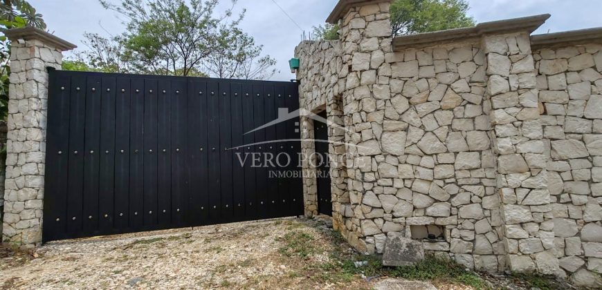 Santo Domingo / Casa en Venta (2410-969)