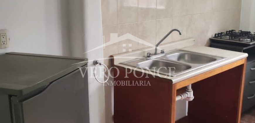 (Rentado) Avenida 3 Calle 14 / Departamento en Renta (2401-203)