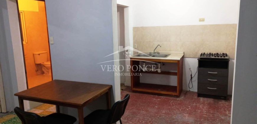 (Rentado) Avenida 3 Calle 14 / Departamento en Renta (2401-203)
