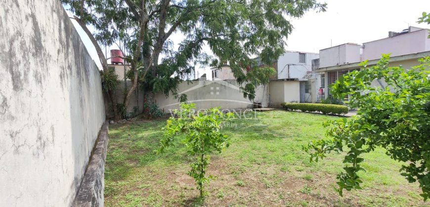 Calle 30 / Dos Caminos / Casa en Venta (2401-204)