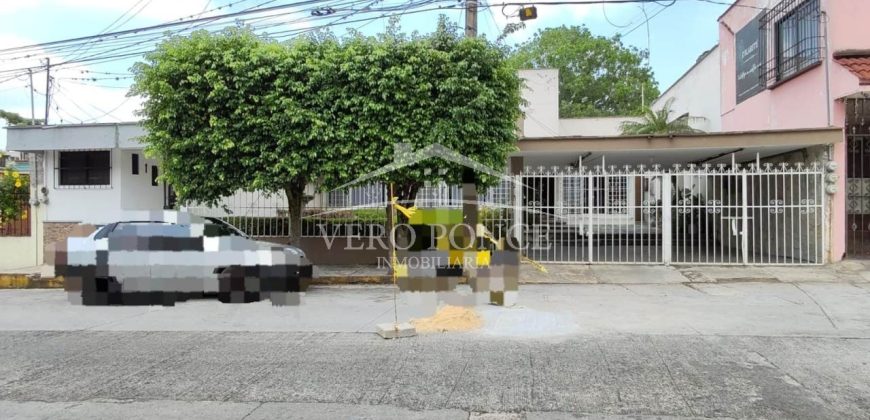 Calle 30 / Dos Caminos / Casa en Venta (2401-204)