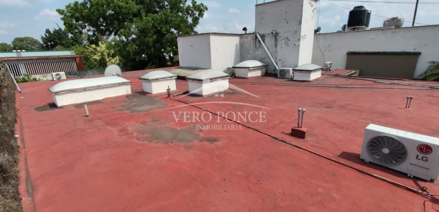 Calle 30 / Dos Caminos / Casa en Venta (2401-204)