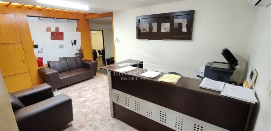 Calle 30 / Dos Caminos / Casa en Venta (2401-204)