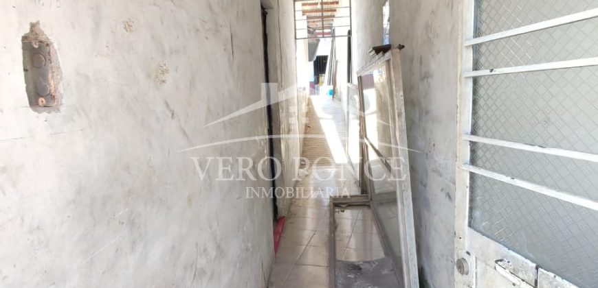 Calle 4 Avenida 4 / Inmueble en Venta (2410-205)