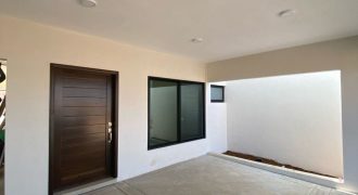 Fraccionamiento Villa Paraíso / Casa en Venta (2401-981) Fraccionamiento Villa Paraíso / Casa en Venta (2401-981)