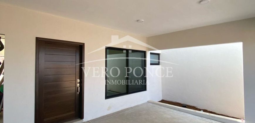 Fraccionamiento Villa Paraíso / Casa en Venta (2401-981)