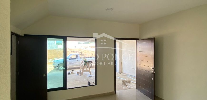 Fraccionamiento Villa Paraíso / Casa en Venta (2401-981)