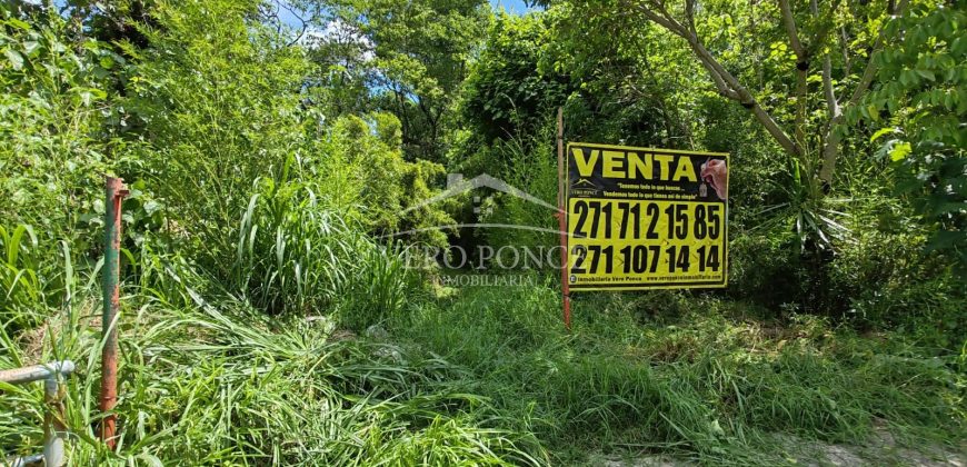 Calle 22 / 1600 m2 / Terreno en Venta (2401-983)