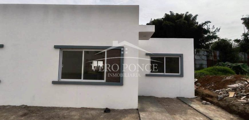 (Rentada) Los Lienzos / Casa en Renta (2401-996)