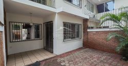 (Rentada) Dos Caminos / Casa en Renta (2410-212)