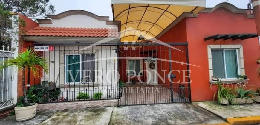 Lomas Verdes / Casa en Venta (2401-218)