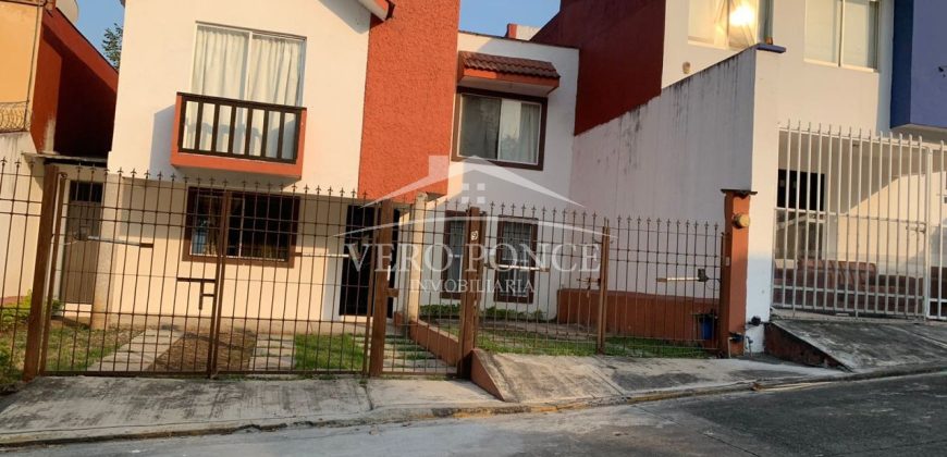 (Rentada) Fraccionamiento Virginia / Casa en Renta (2401-220)