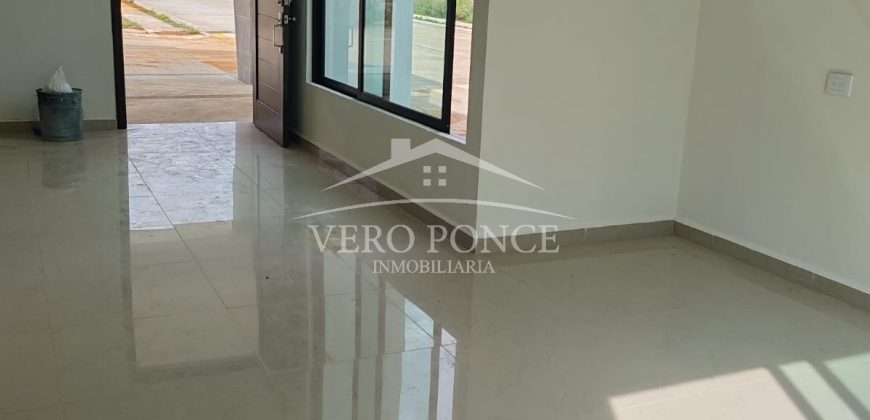 Villas Paraíso / Casa en Venta (2401-226)