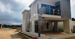 Villas Paraíso / Casa en Venta (2401-226)