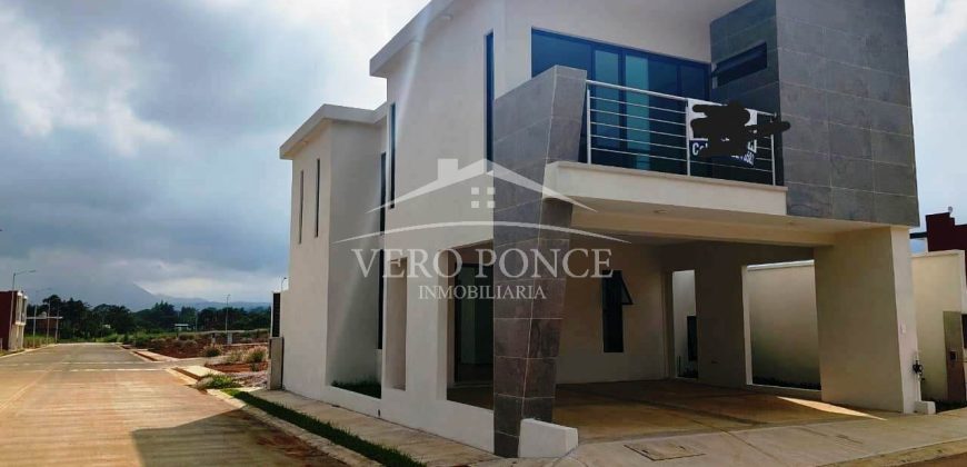 Villas Paraíso / Casa en Venta (2401-226)
