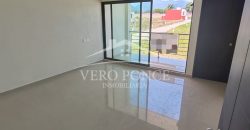 Villas Paraíso / Casa en Venta (2401-233)