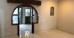 Unidad Jardín / Casa en Venta (2424-246)