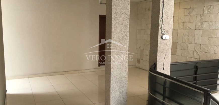 Unidad Jardín / Casa en Venta (2424-246)