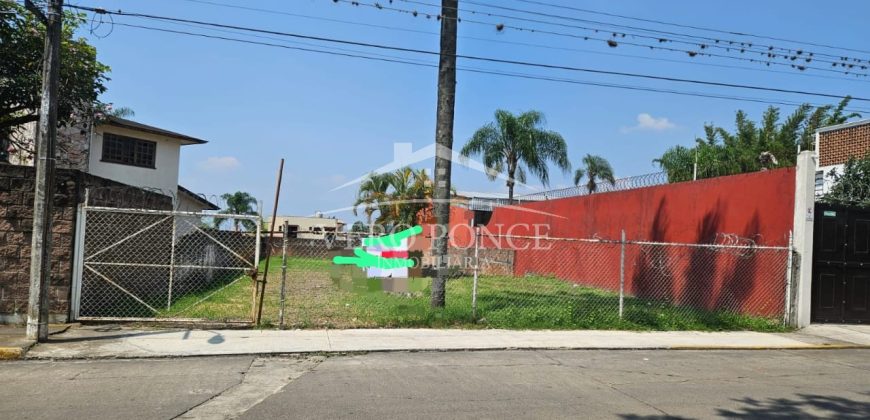 San Nicolás / 718 m2 / Terreno en Venta (2401-262)