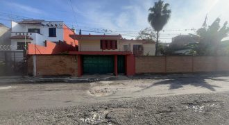 San Nicólas / Casa en Venta (2401-280b) San Nicólas / Casa en Venta (2401-280b)